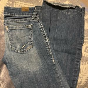 Size 27R midrise trouser jeans